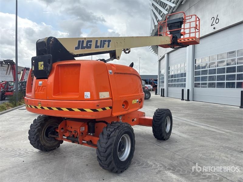 JLG 400S