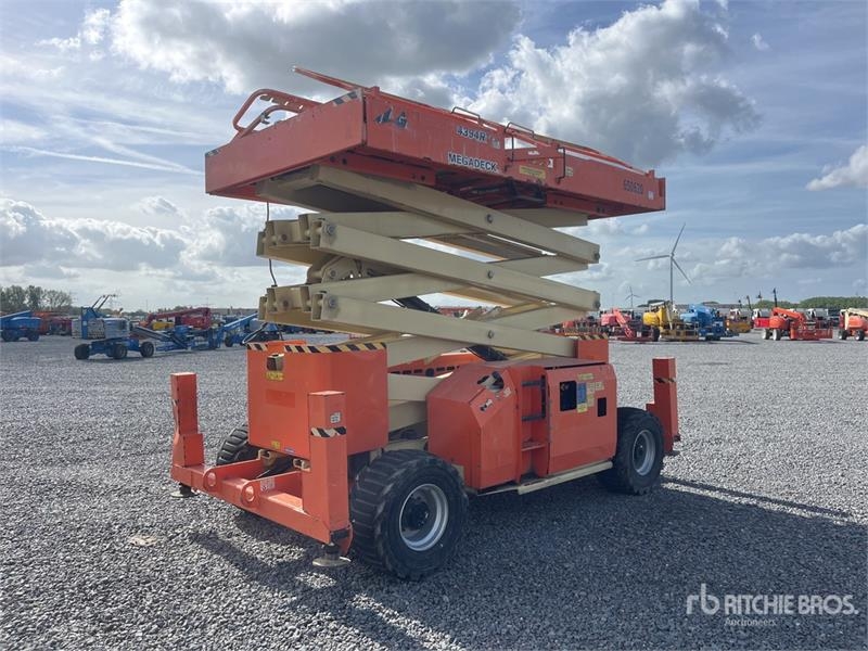 Nacelle à ciseaux JLG 4394RT 4x4 Diesel — occasion 2016, 1 521 h