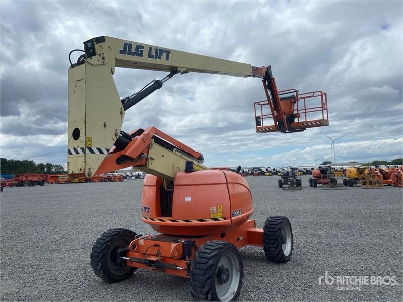JLG 600AJ