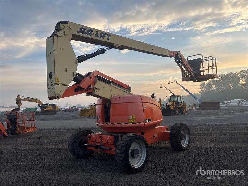 Nacelle articulée JLG 600AJ 4WD Diesel — occasion 2014, 3 121 h