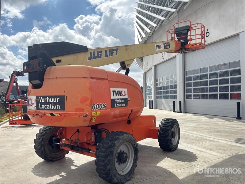 JLG 600S
