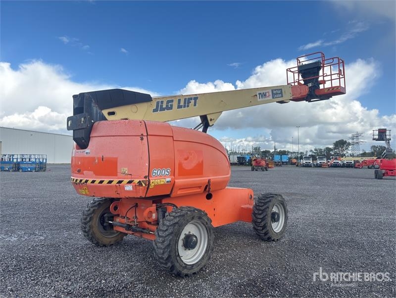 Nacelle télescopique JLG 600S 4WD Diesel Telescopic — occasion 2014, 3 390 h