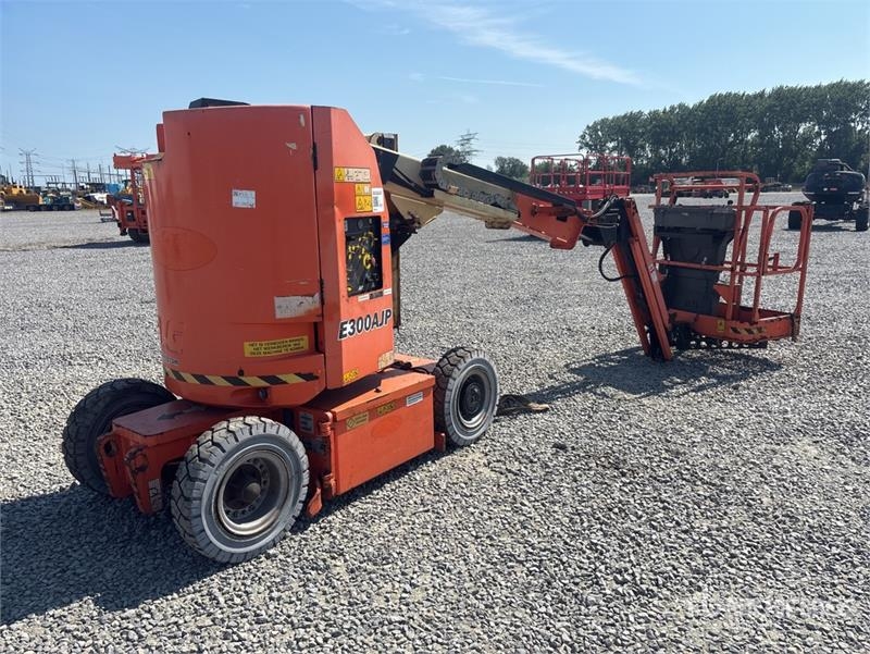 JLG E300 AJP