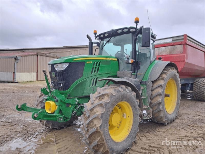 John Deere 6195M
