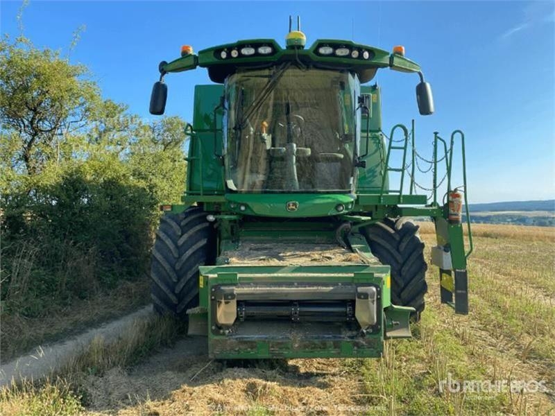 John Deere S780HM