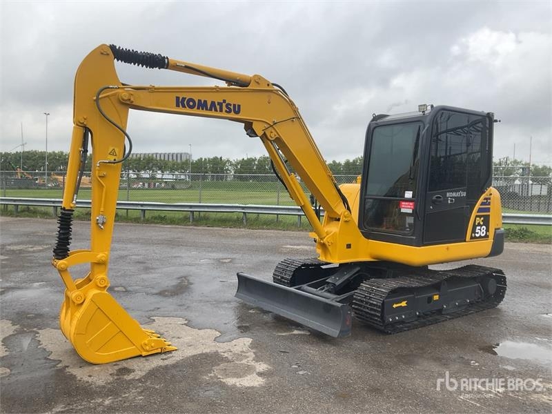 Mini-pelle Komatsu PC58-8 Mini — occasion, 1 555 h