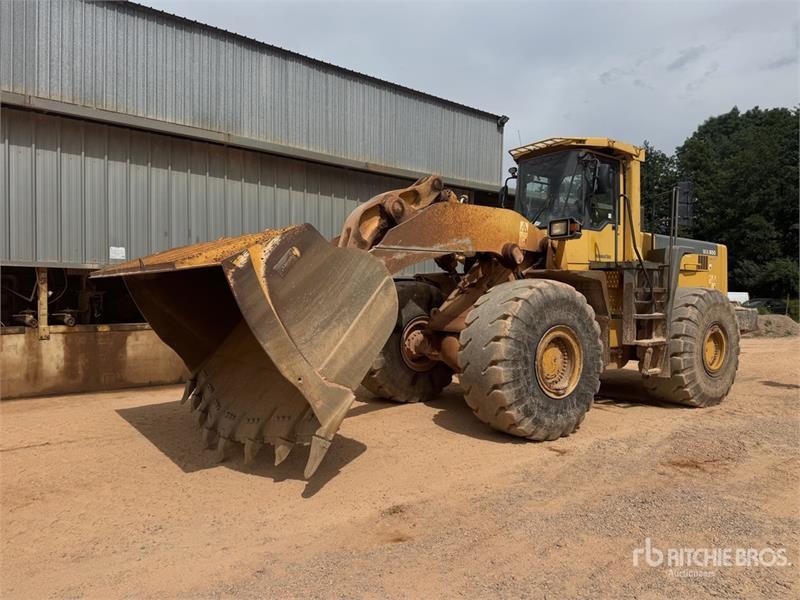 Komatsu WA500-3