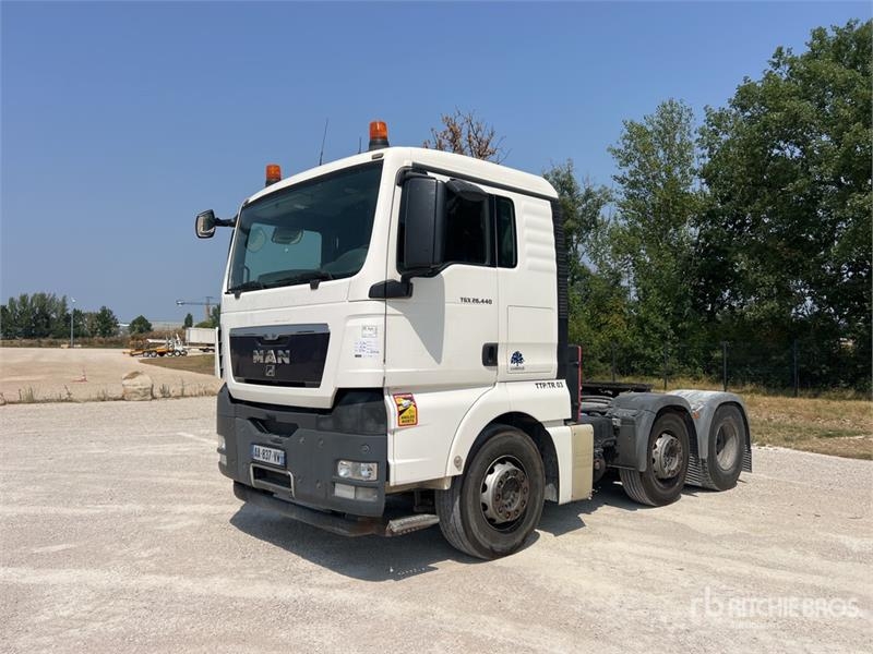 MAN TGX 26.440
