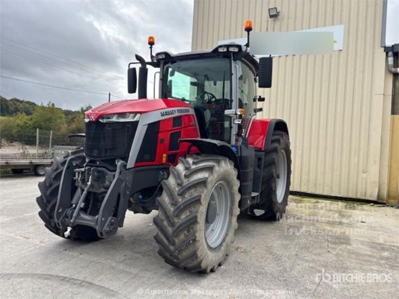 Massey Ferguson 8S.205