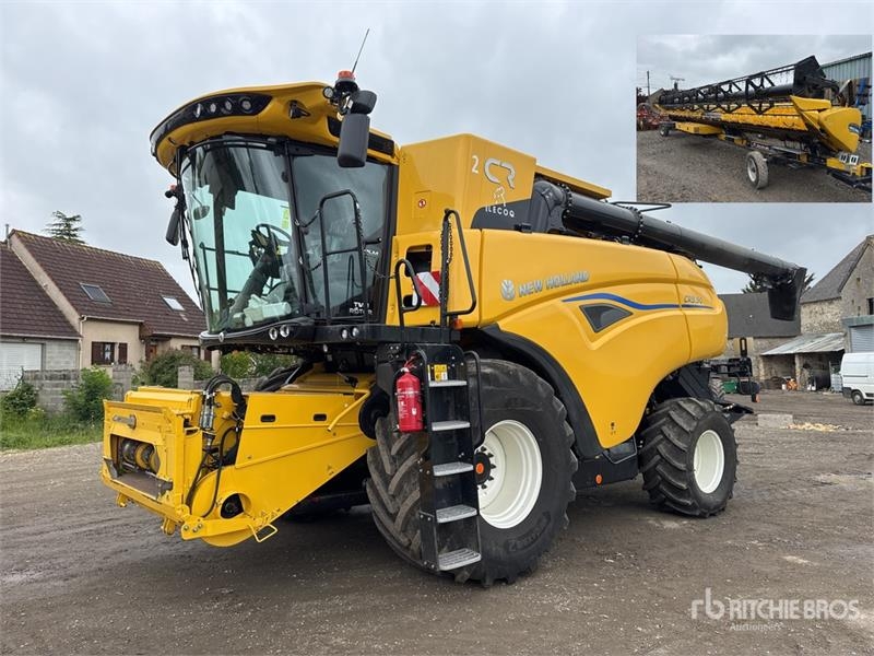 New Holland CR9.90