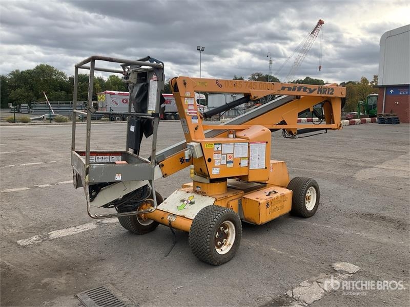 Nacelle articulée Nifty-Lift HR12NDE 2WD Hybrid Li — occasion 2015