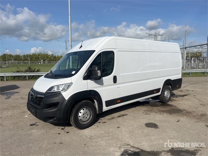 Fourgon utilitaire Opel Movano 2.2 103 KW KA L4H2 Cargo Van — occasion 2022