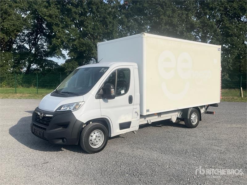 Camion fourgon Opel Movano 2.2 103 KW KO/LBW L4 Van — occasion