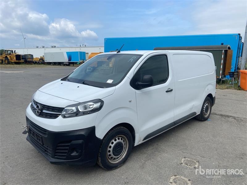 Opel Vivaro 1.5 75 KW KA L2H1 Selection