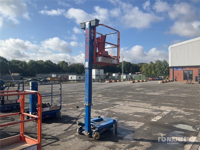 Power Tower Tower Nano Vertical Mast Lift