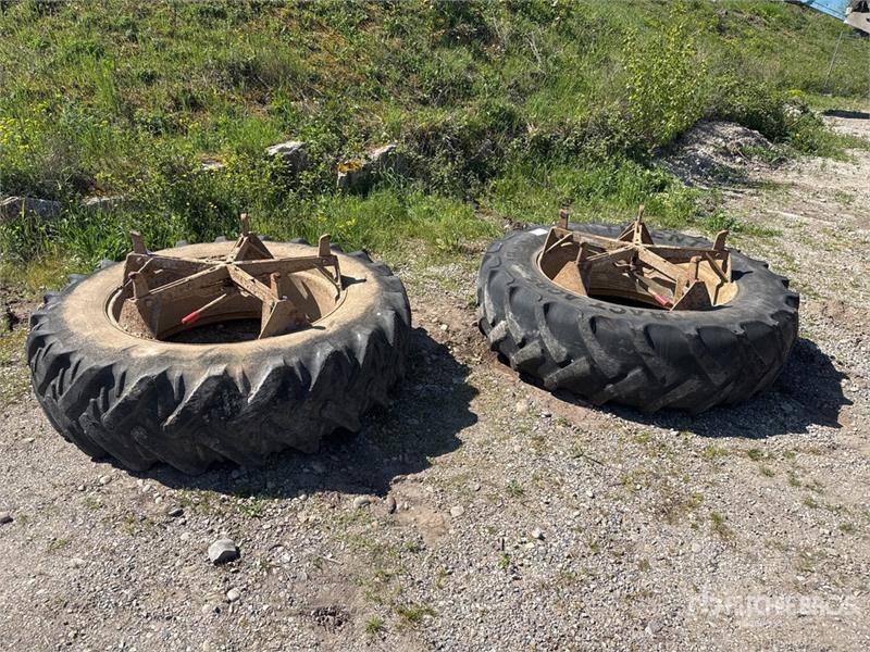 Qte De 2 Roues Qty Of 2 Wheels