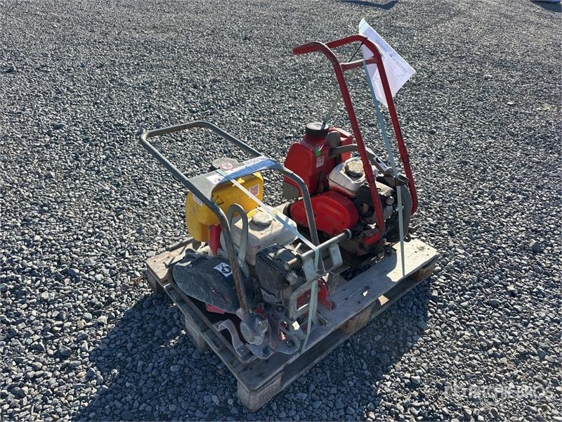 Plaque vibrante Quantity of (2) Vibratory Plate Compactor — occasion