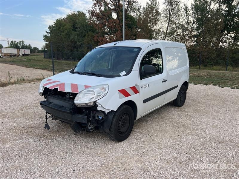Fourgon utilitaire Renault Kangoo — occasion