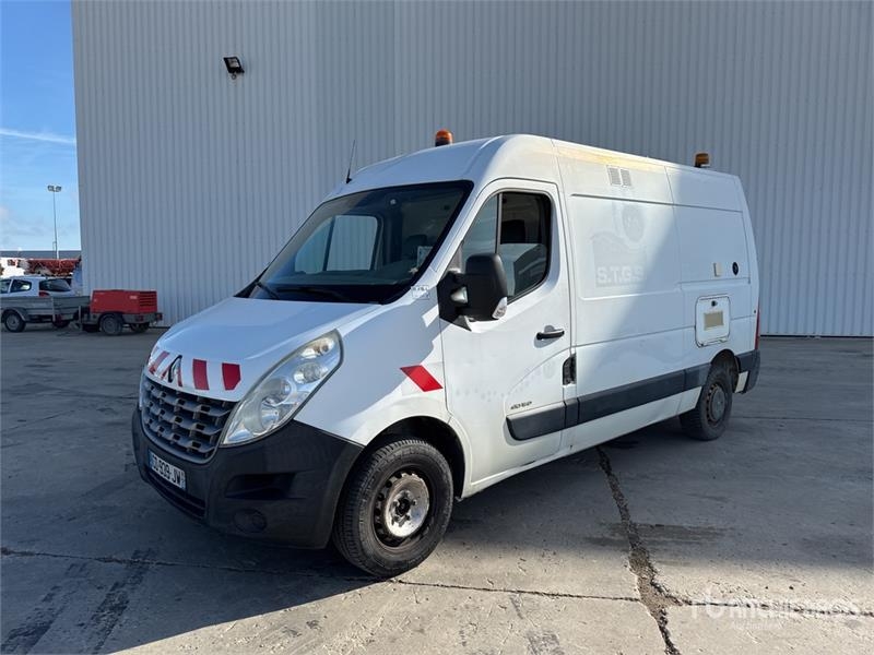 Fourgon utilitaire Renault Master — occasion 2012