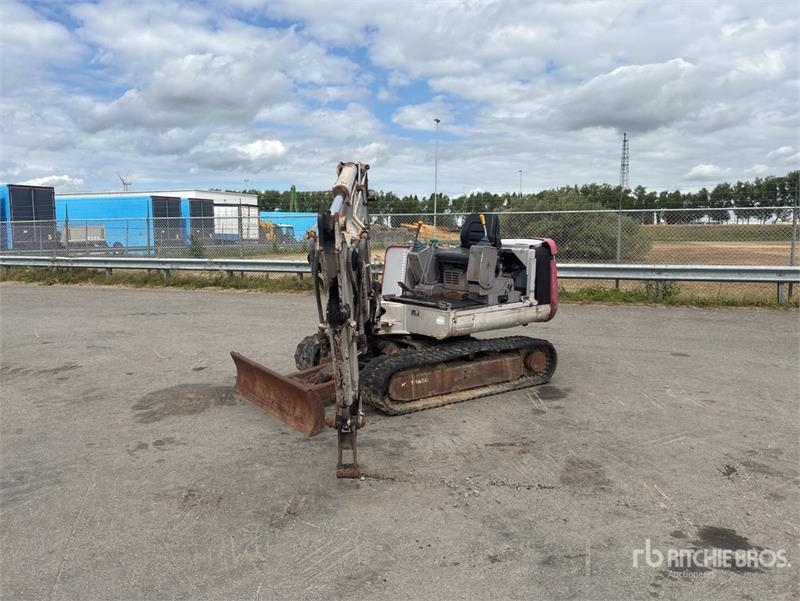 Takeuchi TB035