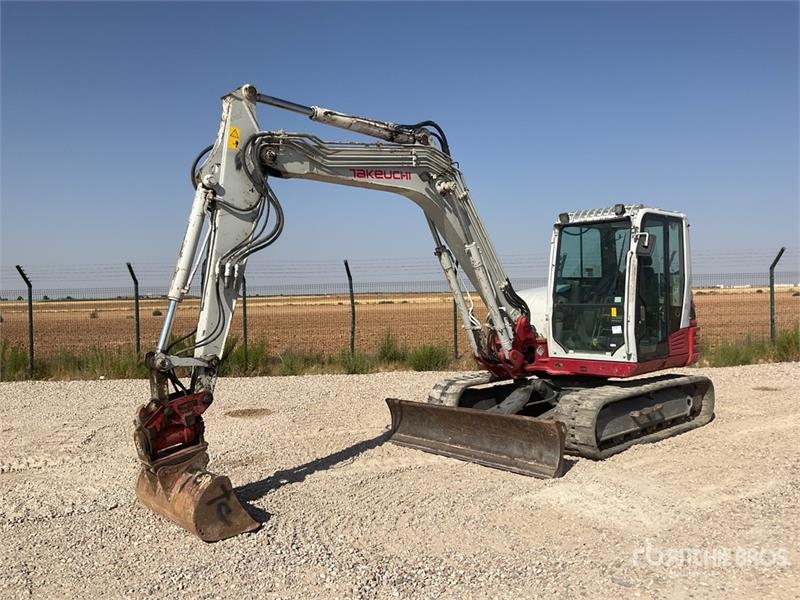 Takeuchi TB290-2
