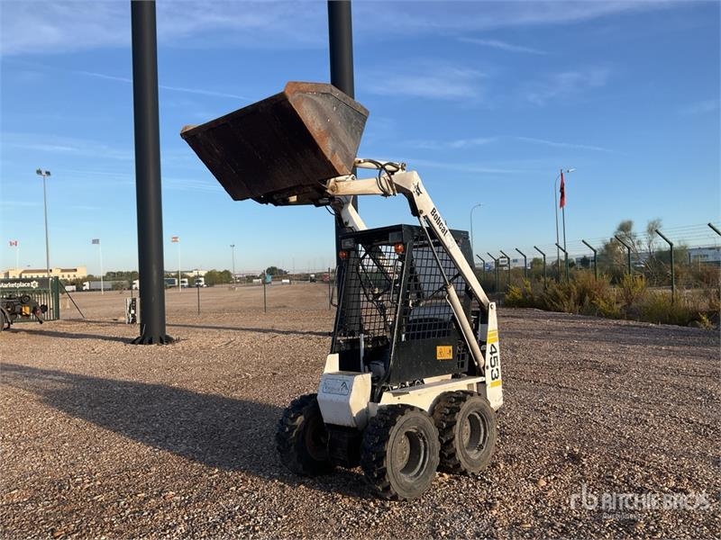 Chargeuse compacte TCM 343 Skid Steer — occasion