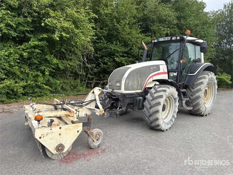 Valtra T131FH
