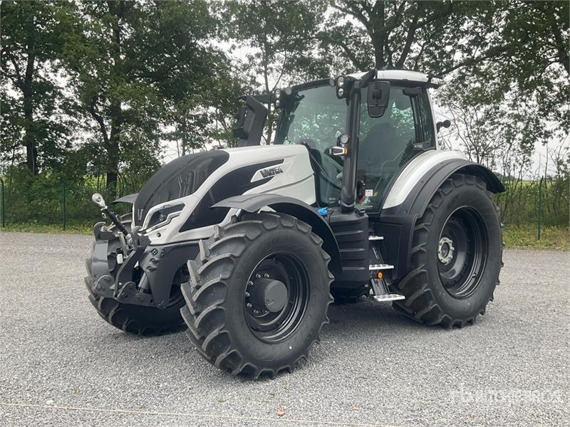 Valtra T155 A