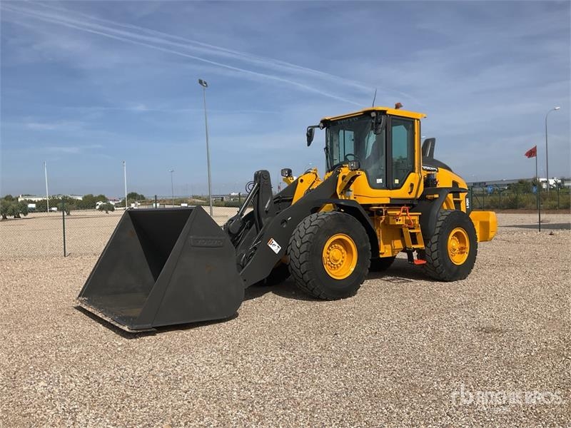 Chargeuse sur pneus Volvo L90H High Wheel — occasion 2023, 7 054 h