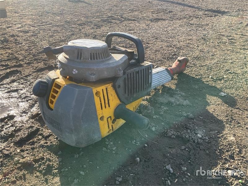 Charrue Wacker Neuson Demolition Breaker — occasion 2017