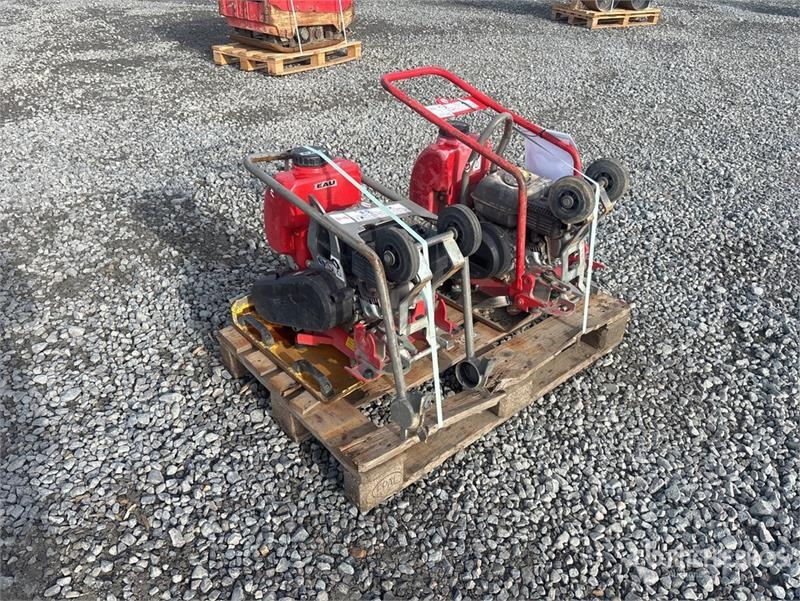 Plaque vibrante Wacker Neuson of (2) Wacker Neuson Vibratory Plate Compactor — occasion
