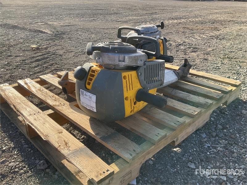 Charrue Wacker Neuson of (2) Wacker Neuson BH55 Cordless Demolition Bre — occasion 2020
