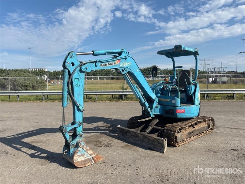 Yanmar ViO30-2