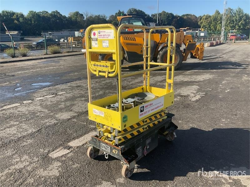 Youngman X3X Electric Scissor Lift