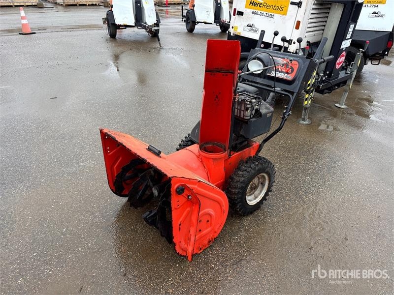 Souffleuse à neige Ariens 28 in Walk-Behind Snow Blower — occasion