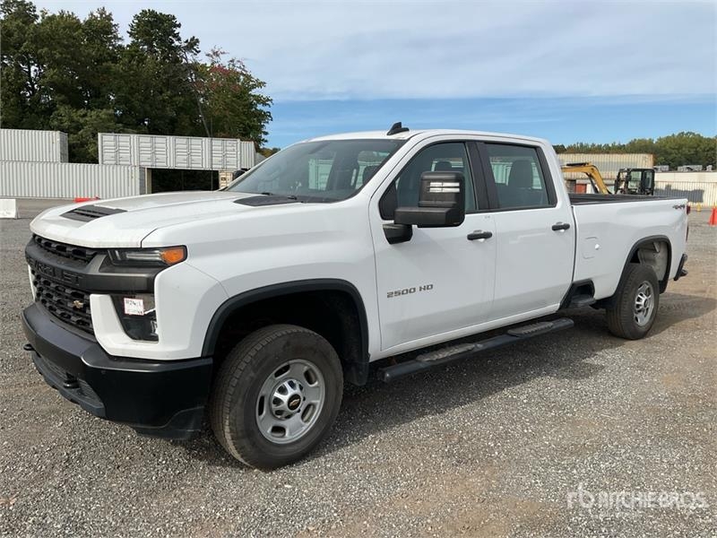 Fourgon utilitaire Chevrolet Silverado 2500 4x4 Crew Cab Pickup — occasion 2022