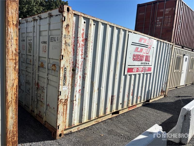 Conex ft Standard Storage Container