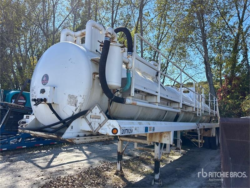 Remorque citerne Dragon 5460 gal T/A Vacuum Tanker — occasion 2012