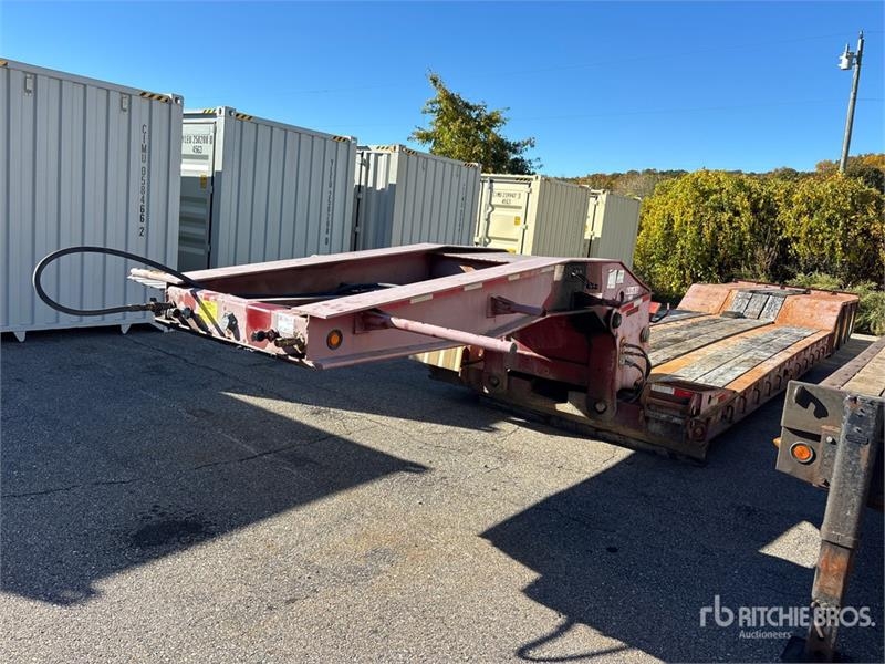 Remorque surbaissée Eager Beaver 50GSL-PT Tri/A Lowboy — occasion 2011