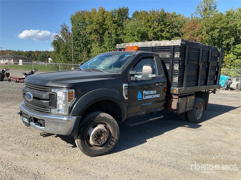 Camion plateau Ford F-450 — occasion 2019