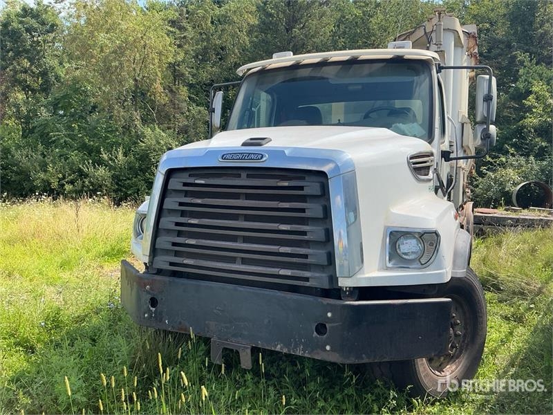 Hydrocureur Freightliner 114SD — occasion 2017