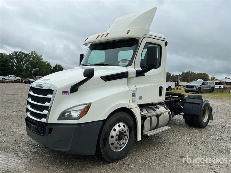 Freightliner Cascadia 126