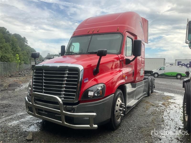 Tracteur routier Freightliner Cascadia 125 6x4 T/A Sleeper — occasion 2018
