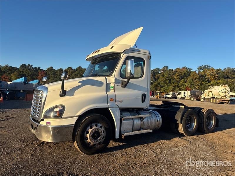Tracteur routier Freightliner Cascadia 125 — occasion 2019