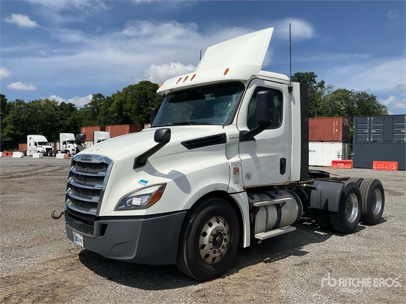 Tracteur routier Freightliner Cascadia 126 — occasion 2018
