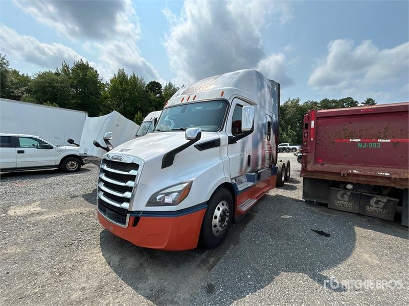 Freightliner Cascadia 116