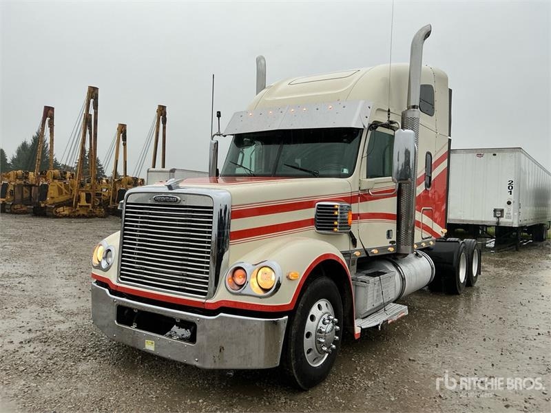 Freightliner Coronado 132