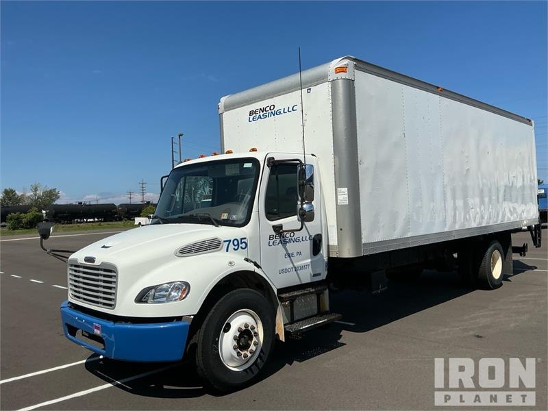 Freightliner M2 106