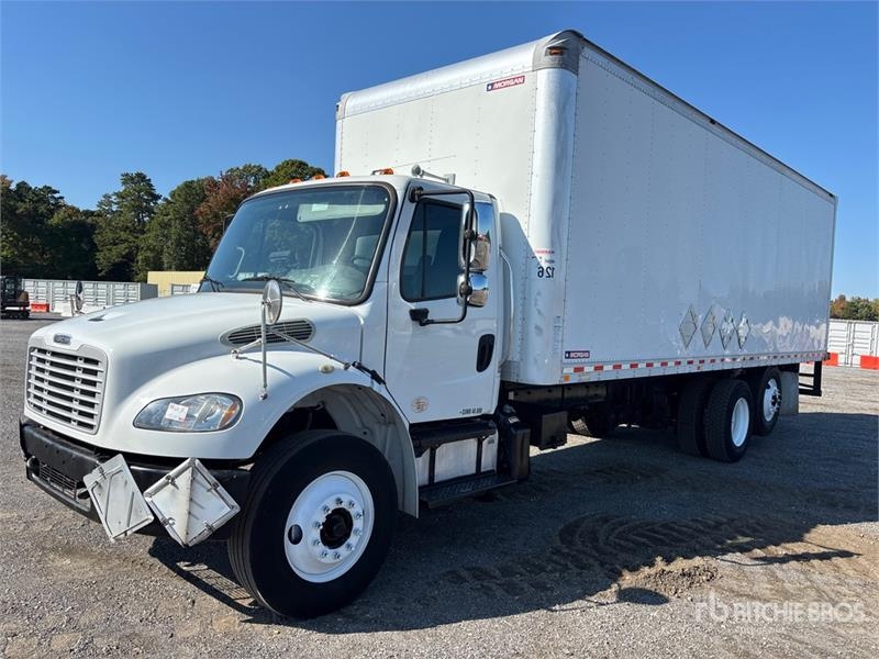 Camion fourgon Freightliner M2 106 6x2 Van — occasion 2020