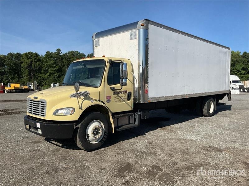 Freightliner M2106
